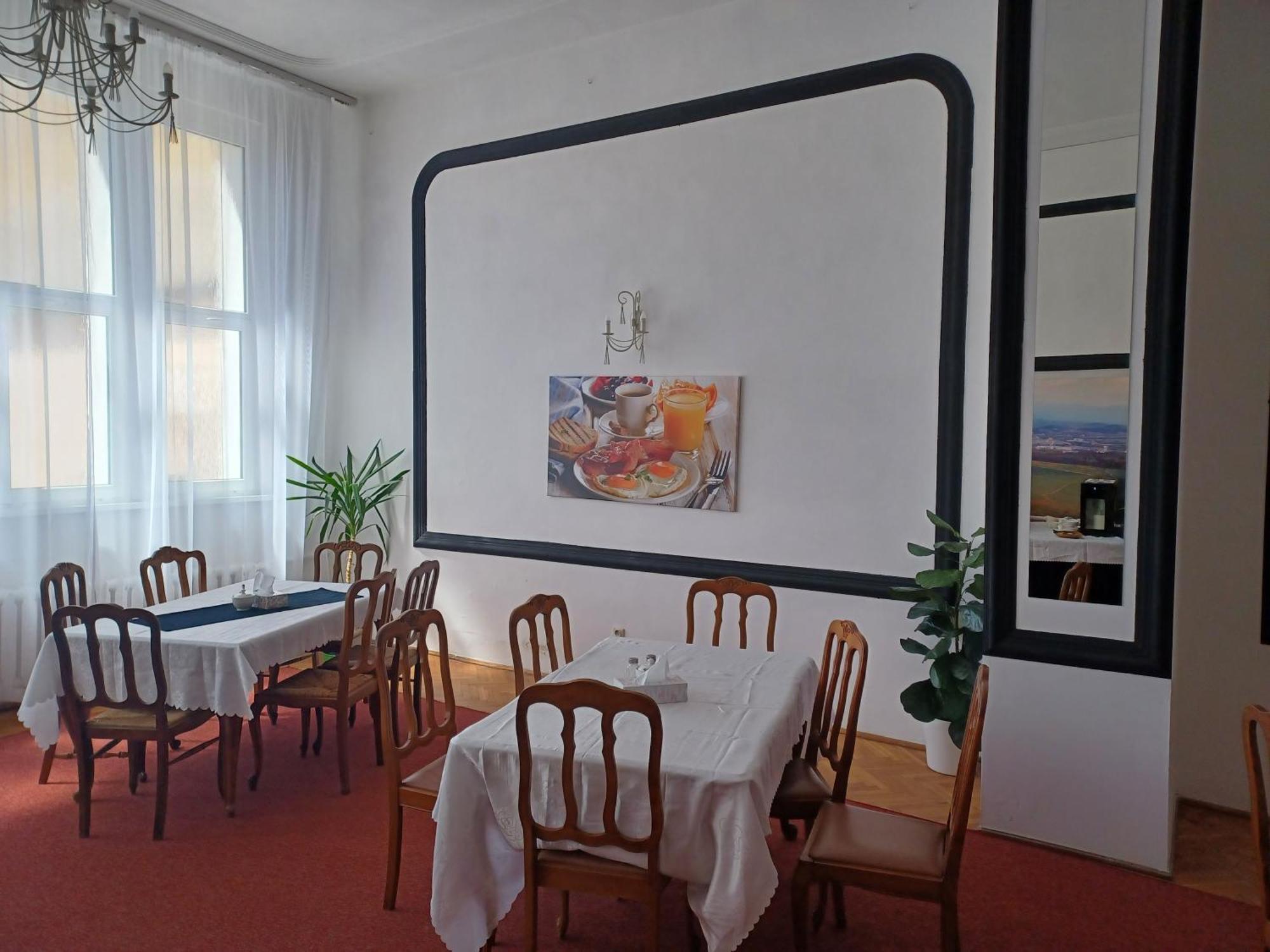 Europa Otel Jelenia Gora Dış mekan fotoğraf