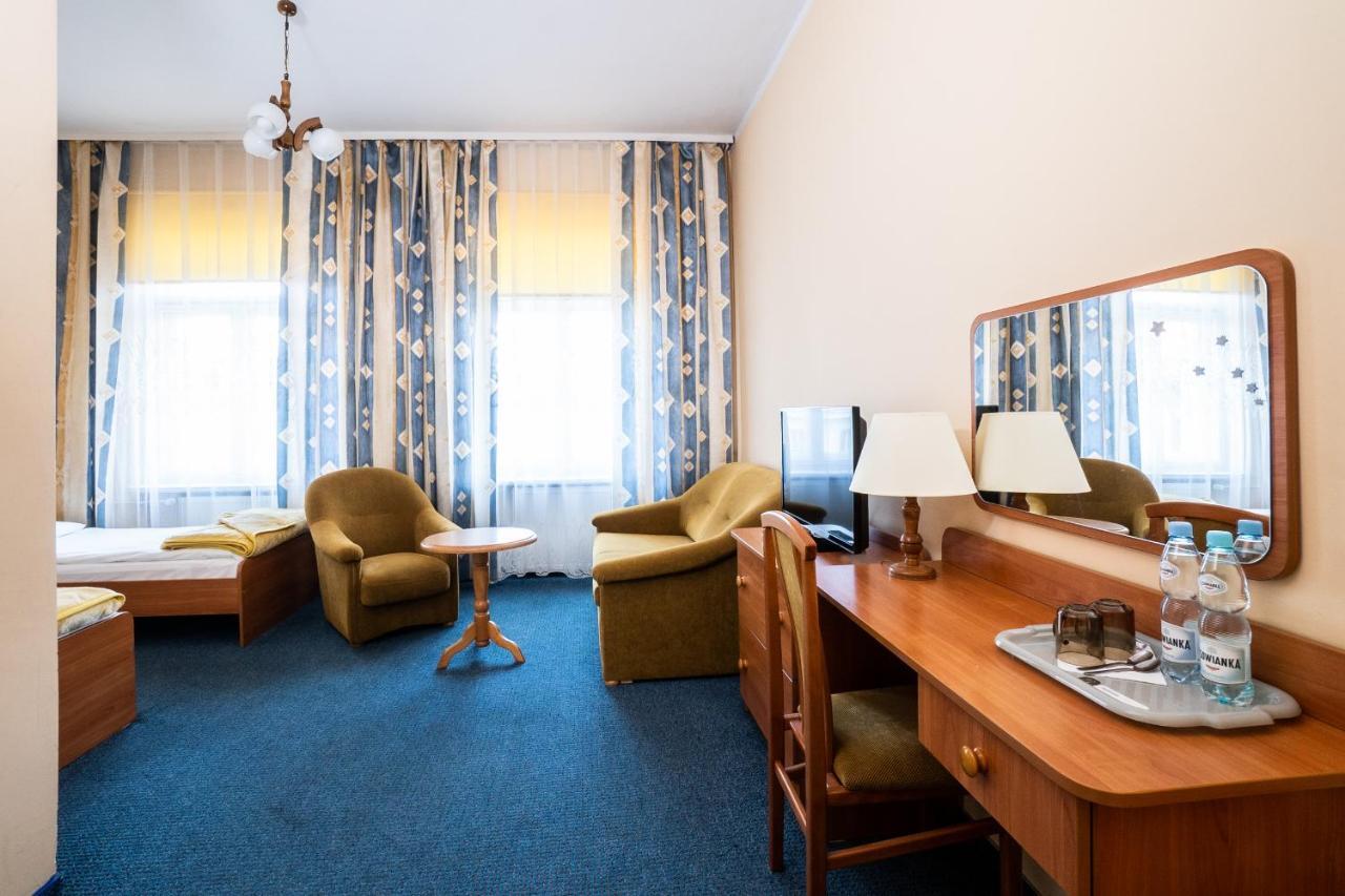 Europa Otel Jelenia Gora Dış mekan fotoğraf