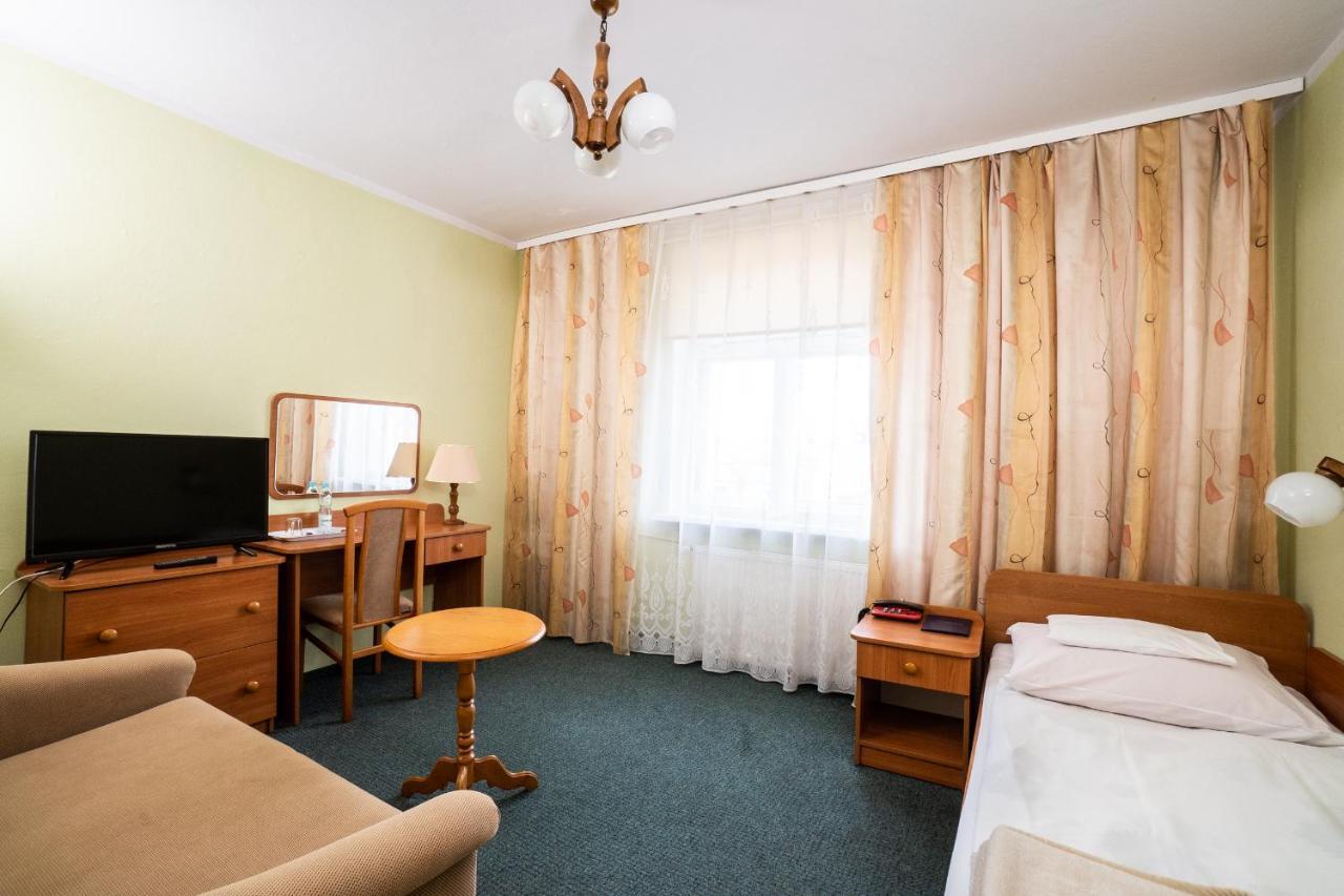 Europa Otel Jelenia Gora Dış mekan fotoğraf